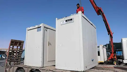 Çolakbayrakdar: 'Tüm imkanlarımız ile deprem bölgelerindeyiz'