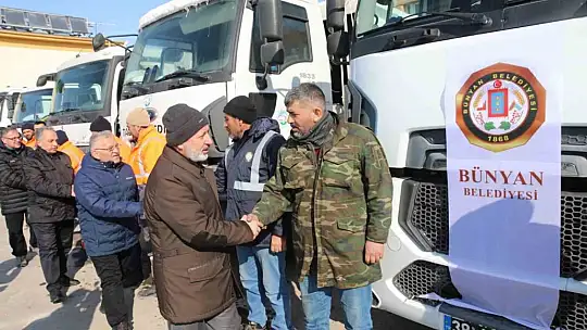Çolakbayrakdar: 'Tüm imkanlarımız ile deprem bölgelerindeyiz'