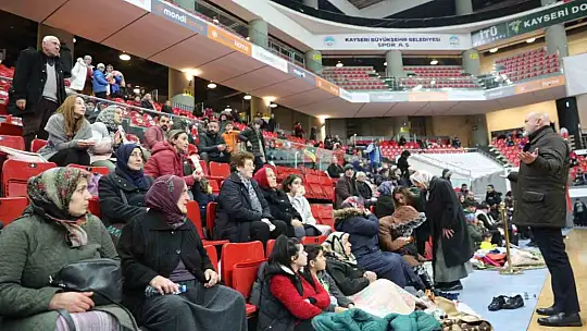 Çolakbayrakdar'dan tesislerdeki vatandaşlara ziyaret