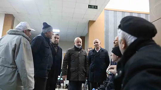 Çolakbayrakdar'dan tesislerdeki vatandaşlara ziyaret