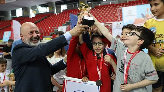 Satrançta ödüller sahiplerini buldu