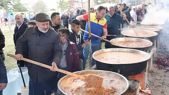 Çolakbayrakdar, Yağmur ve Şükür Duası Programı'nda vatandaşla buluştu
