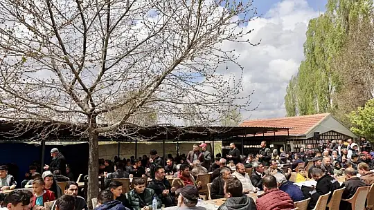 Çolakbayrakdar 'Yağmur ve Şükür Duası' programında vatandaşlarla buluştu