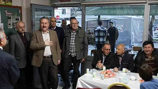 Palancıoğlu, Birleşik Kafkasya Derneği'nde depremzedelerle bir araya geldi