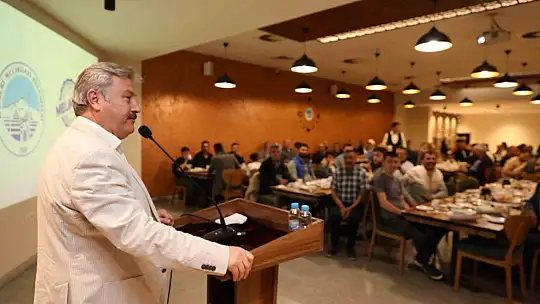 Palancıoğlu, pazarcı esnafı ile buluştu