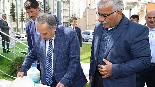 Yalçın'a 'Çiftçiler Günü' hediyesi