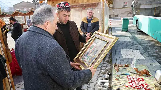Başkan Yalçın yılın ilk antika pazarında