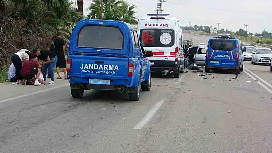 Bayram ziyareti dönüşü feci kaza: 1 ölü, 4 yaralı