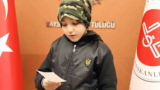 Biriktirdiği parasını depremzedelere gönderdi