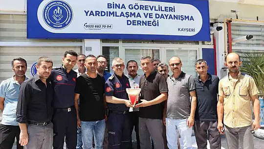 Kayseri'de bina görevlilerine yangın eğitimi verilmeye başlandı