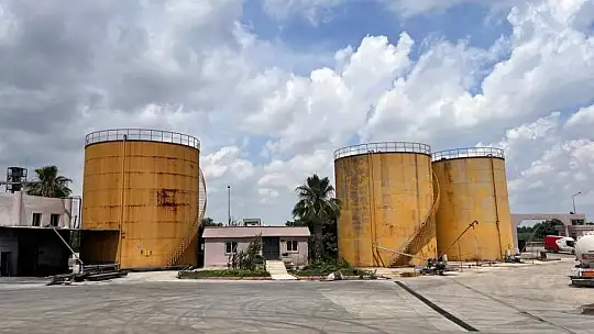 Bitkisel yağ fabrikasında 1 milyon 300 bin litre kaçak akaryakıt ele geçirildi