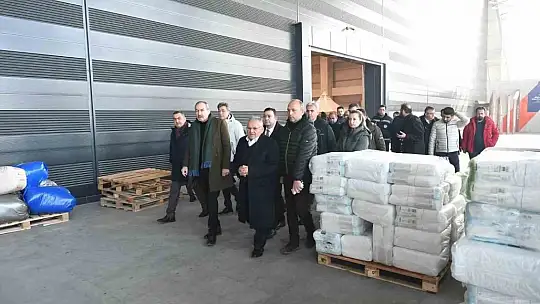 Büyükkılıç: 'Kayseri, deprem bölgesi için tek yürek oldu'