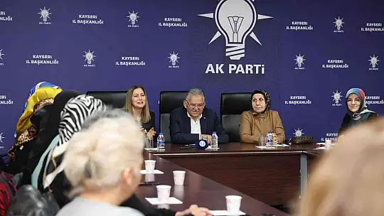 Büyükkılıç, AK Parti Kayseri İl Kadın Kolları Üyeleri ile istişare toplantısı gerçekleştirdi
