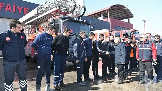 Büyükkılıç, Kahramanmaraş'ta Vali Çiçek ve İtfaiye Ekipleriyle Bir Araya Geldi