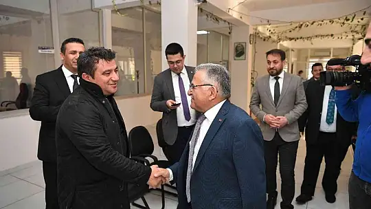 Büyükkılıç, KAYMEK Göz Nuru Tesisleri'nde kursiyerlerle buluştu