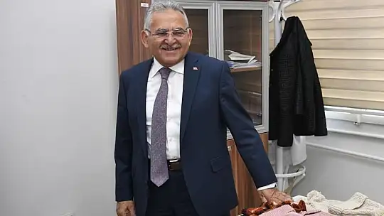 Büyükkılıç, KAYMEK Göz Nuru Tesisleri'nde kursiyerlerle buluştu