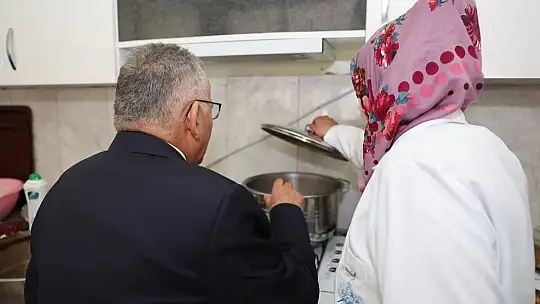 Büyükkılıç, Sarız'da Kadın Kooperatifi'ne ziyaret