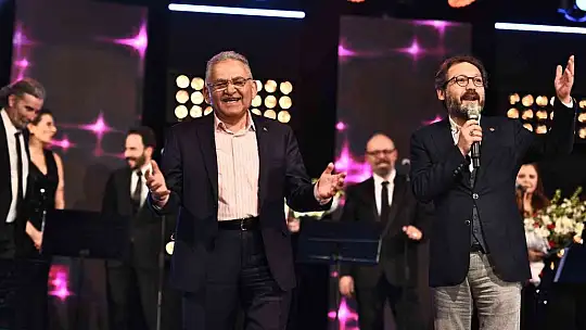 Büyükkılıç, TRT Sanatçıları Şehir Konserleri'ne katıldı