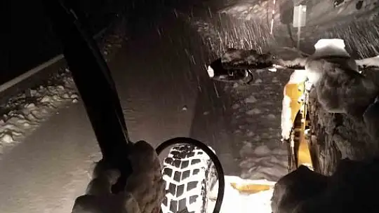 Büyükşehir, 110 mahalle yolunu ulaşıma açtı