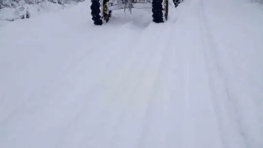 Büyükşehir, 110 mahalle yolunu ulaşıma açtı