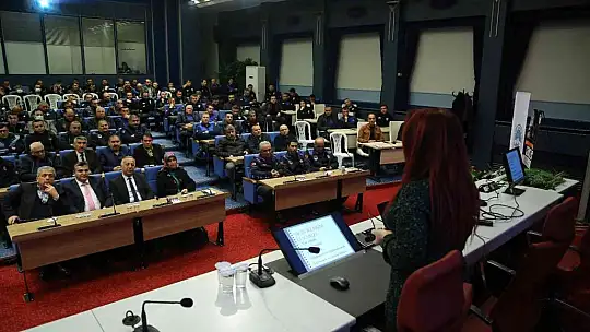 Büyükşehir'den zabıta ekiplerine eğitim semineri