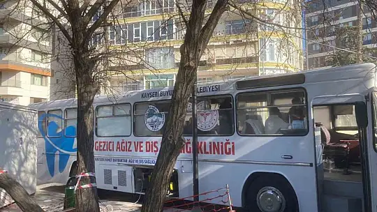 Gezici Ağız ve Diş Sağlığı Kliniği binlerce vatandaşa hizmet ediyor