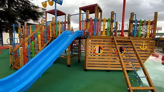 Büyükşehir'in Çocuk Kütüphanesi ve Müzik Okulu açılış için gün sayıyor