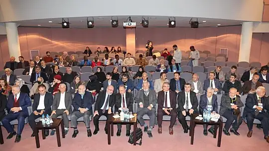 Büyükşehir'in ev sahipliğinde 'Tarihi Yaşatmak, Şehri Yaşatmak' bilgi şöleni