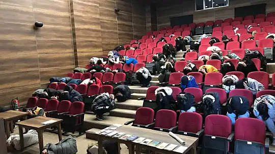 KAYMEK 'Afet Bilinci ve İlk 72 Saat' Semineri verdi