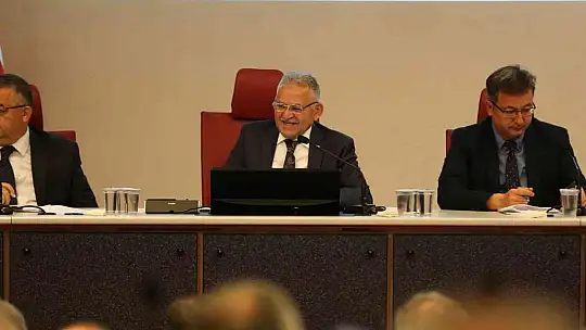 Büyükşehir Meclisi 1 yılda 771 gündem maddesi görüştü