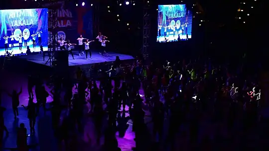 Büyükşehir SPOR A.Ş. ile yüzlerce kadın ritmi yakaladı