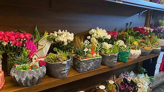 Çiçekçilerde yoğun mesai