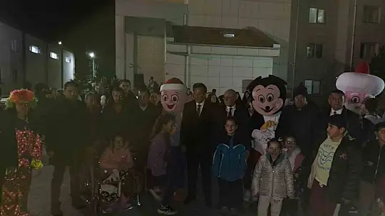 Depremzedeler için 'Ramazan Sokağı' açıldı