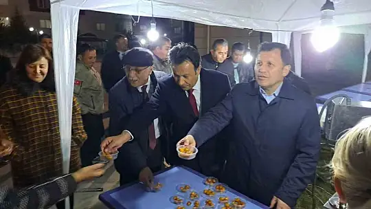 Depremzedeler için 'Ramazan Sokağı' açıldı