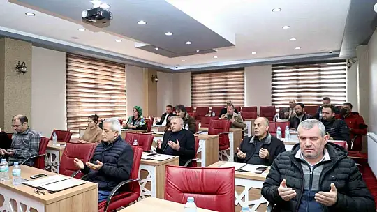 Develi Belediyesi meclisi deprem özel gündemiyle toplandı