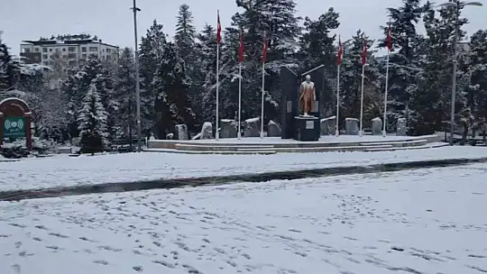 Develi beyaza büründü