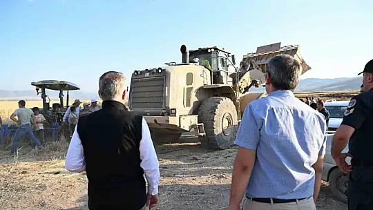 Develi'de anız yangını!