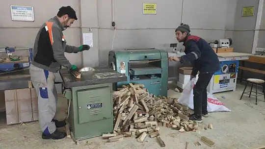 Deprem bölgesi için çadır üretimine başladılar