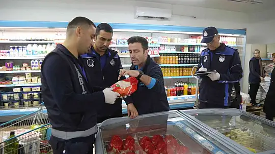 Develi'de zabıta ekiplerinden 'fiyat denetimi'