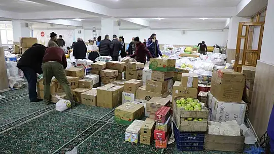 Depremzedeler için 4 yardım kafilesi daha yola çıktı