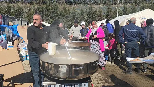 Develi'den Kahramanmaraş'ta aşevi desteği