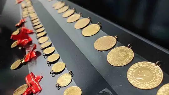 Dolandırıcılık operasyonunda ele geçirilen sahte altınlar sergilendi