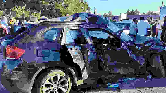 Düğün konvoyunda kaza: 4 yaralı