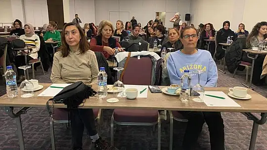 Dünya Kanser Günü'nde kadınlara erken tanının önemi anlatıldı