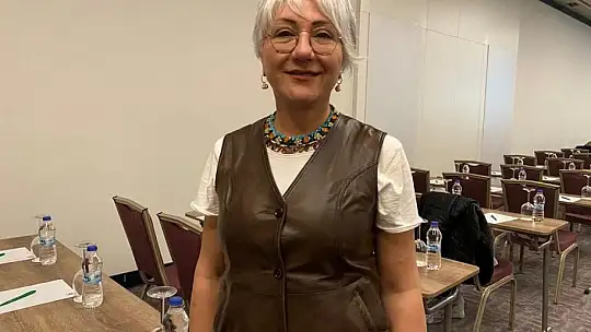 Dünya Kanser Günü'nde kadınlara erken tanının önemi anlatıldı