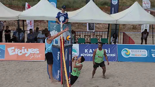 Erciyes'te Plaj Voleybolu Turnuvası başladı