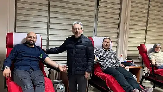 Eğitim Bir-Sen'den Kan Bağışı Kampanyası