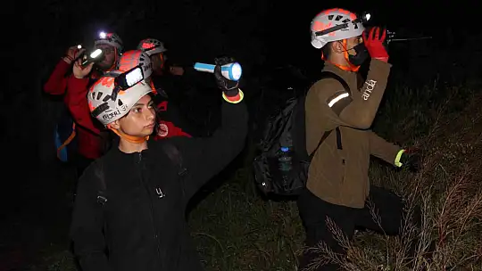 8 yaşındaki Eren'den 16 saattir haber alınamıyor