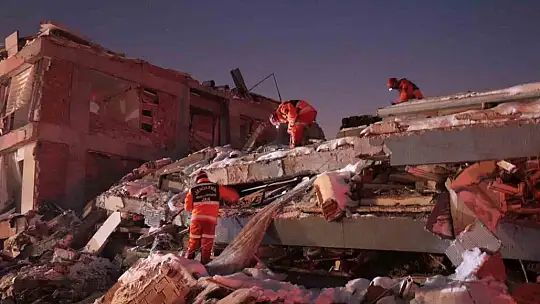 Umutlu arama çalışmaları sürüyor