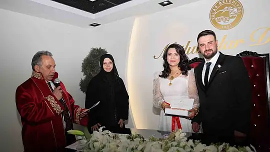 Elbistan'da tanışıp Talas'ta evlendiler